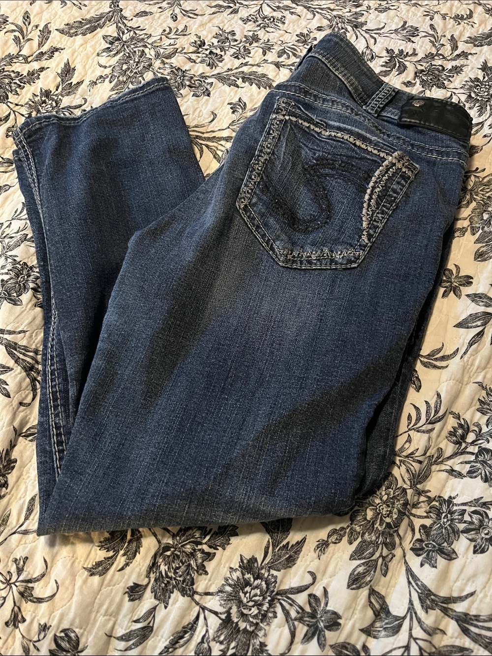 Silver Jeans Dark Blue Ankle Crop Jeans